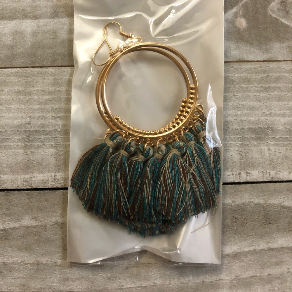 🖤 3 for $15 🖤 blue brown taupe tassel earrings
